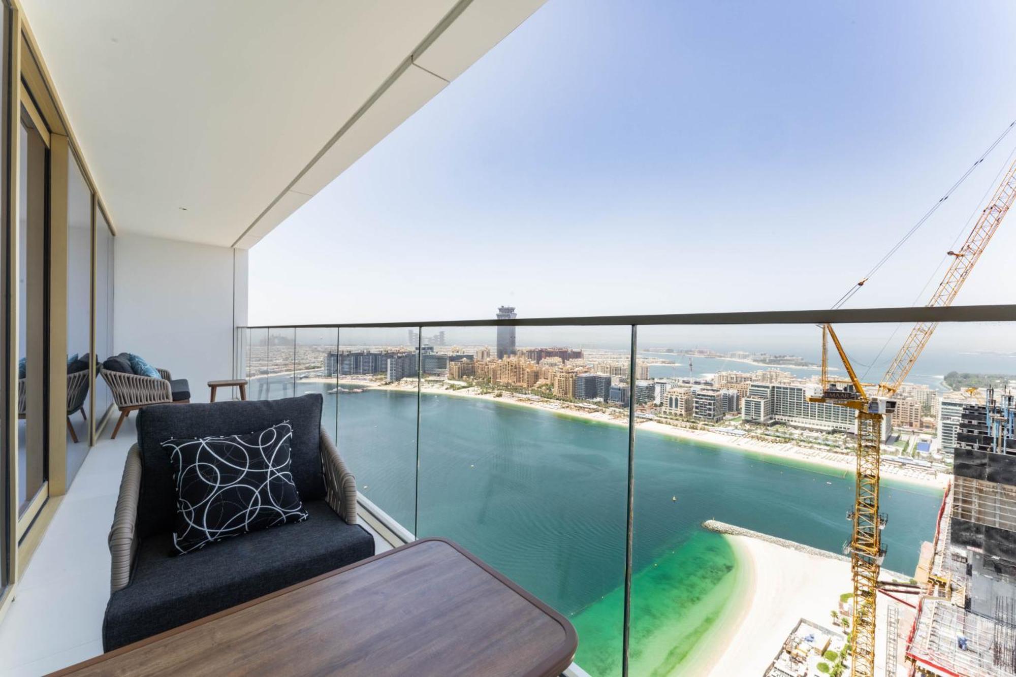 Seafront 3br With Maid's - Grand Bleu By Elie Saab *