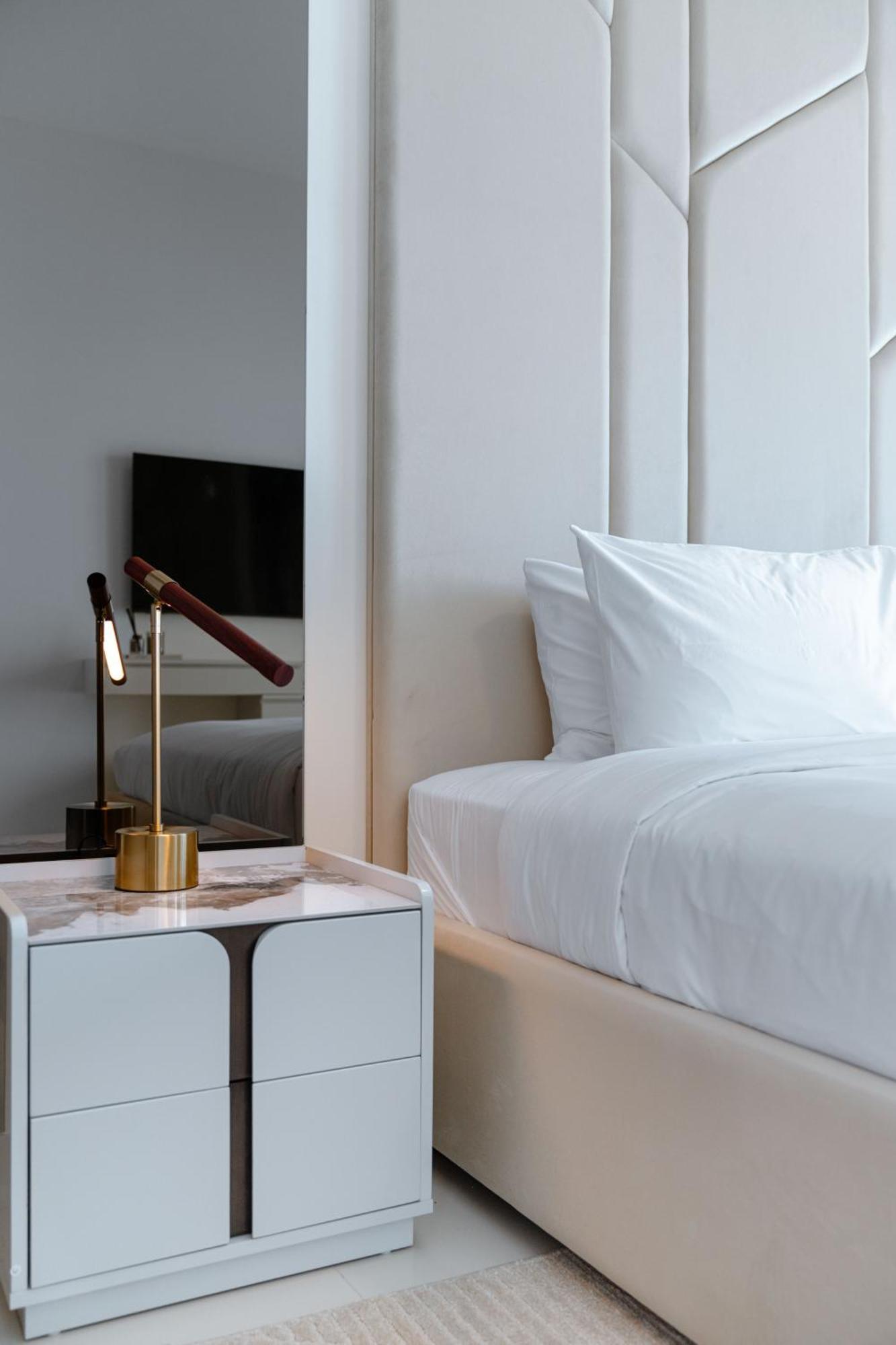 Apartment Seafront 3br With Maid's - Grand Bleu By Elie Saab