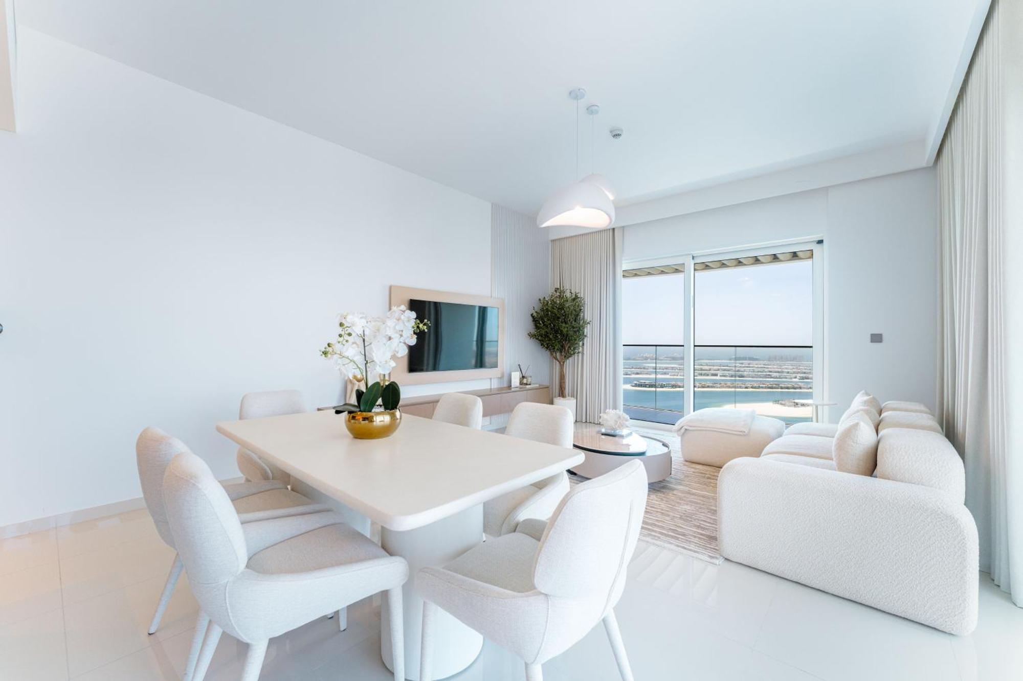 Seafront 3br With Maid's - Grand Bleu By Elie Saab Apartment *