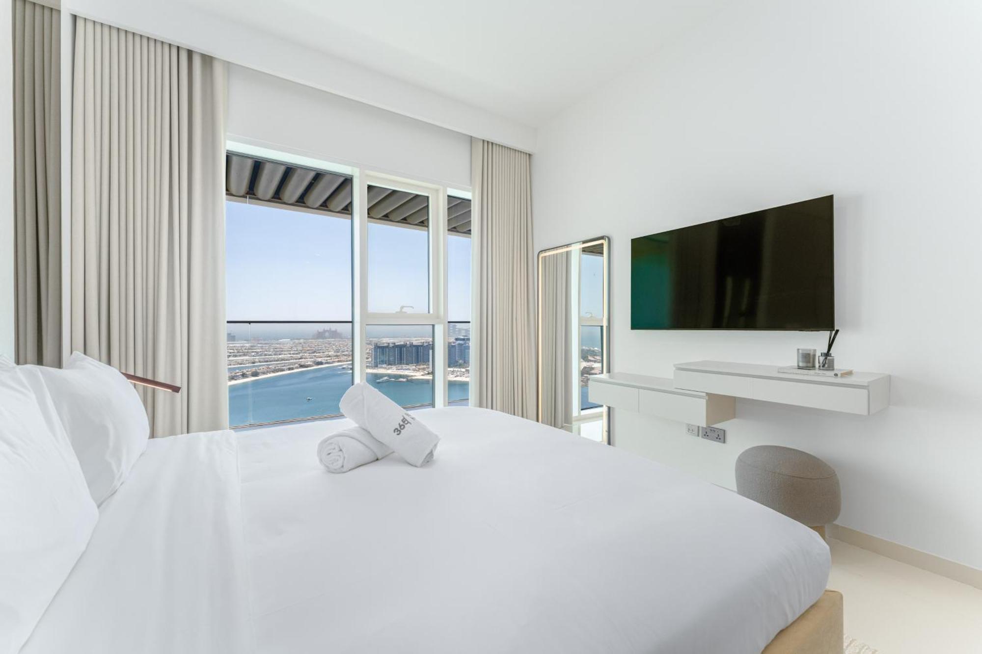 Apartment Seafront 3br With Maid's - Grand Bleu By Elie Saab Dubai