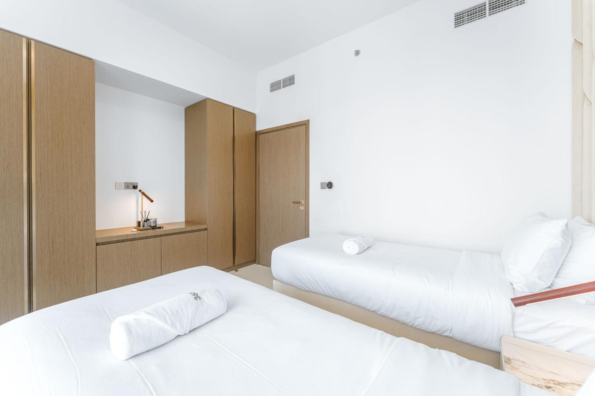Apartment Seafront 3br With Maid's - Grand Bleu By Elie Saab Dubai