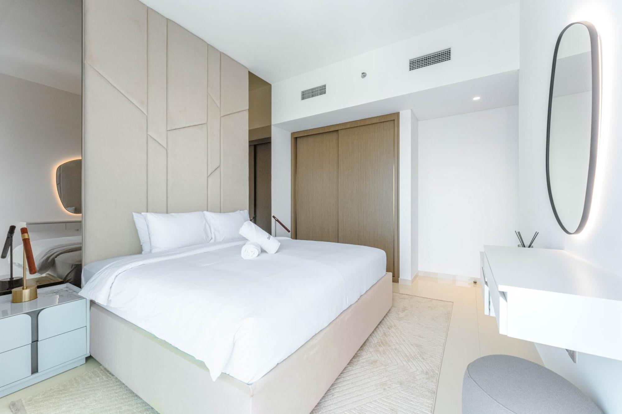Seafront 3br With Maid's - Grand Bleu By Elie Saab *